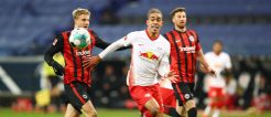 RB Leipzig Stürmer Poulsen will Frankfurts Verteidigung austanzen