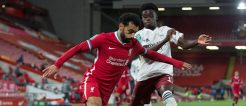 Liverpool Angreifer Salah will sich gegen Arsenal und Saka durchsetzen